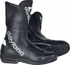 Daytona Flash, Stiefel